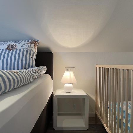 Am Kutterhafen 21 - Haus Joost Villa Fedderwardersiel Exteriör bild